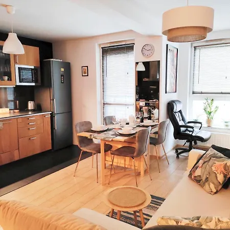 Dla 1-4 Osob W Golden House Apartamento *